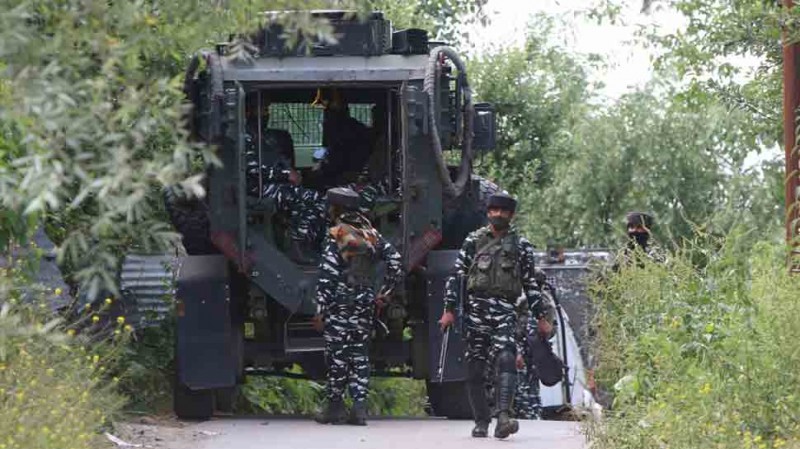 Encounter between terrorists, security forces in J&K Parimpora