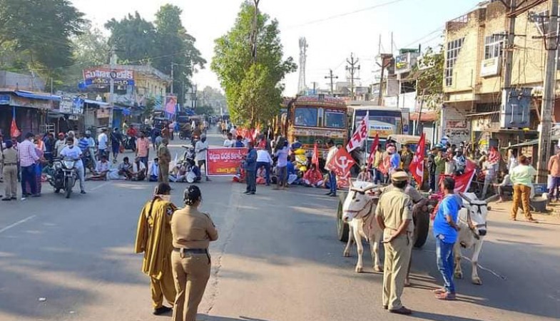 Peaceful Bandh in Andhra: Vizag Steel Plant privatisation plan