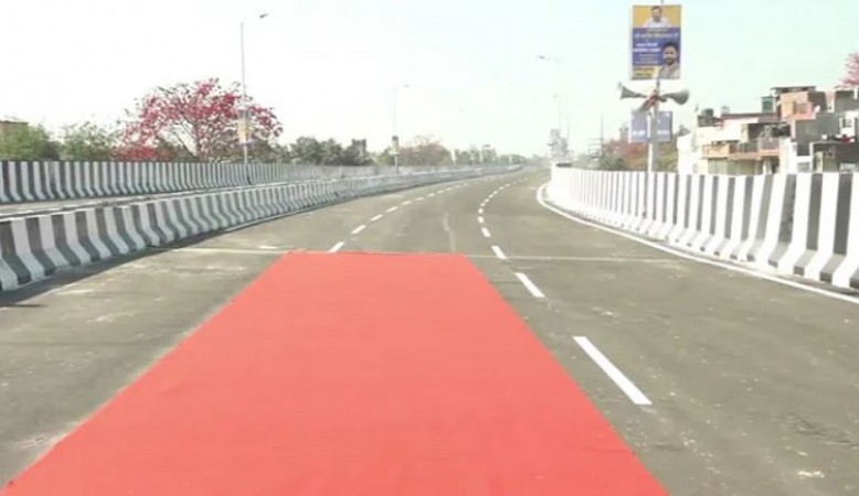Kejriwal inaugurates Ashram flyover extension, Ease Delhi-Noida Commute