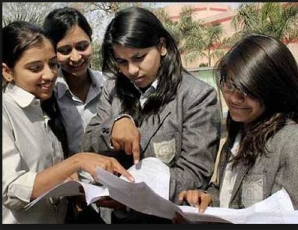 A Maharastra girl set a blazing example during her 10th board examination