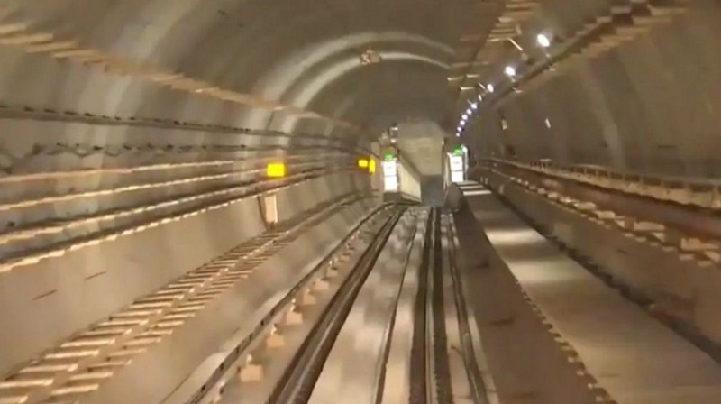 PM Modi Inagurates India's First Under-River Metro Station in Kolkata