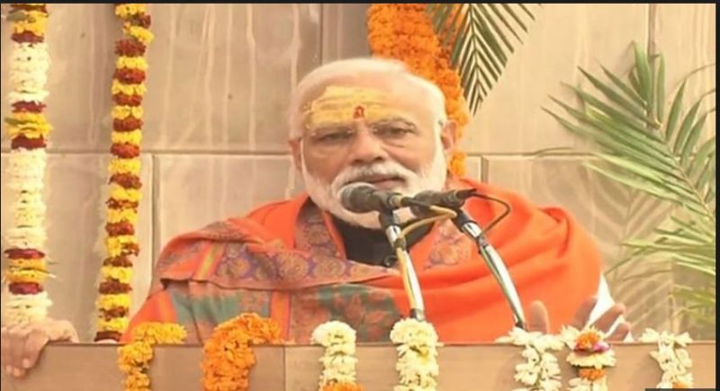 PM Modi laid the foundation stone of Kashi Vishwanath Temple Corridor