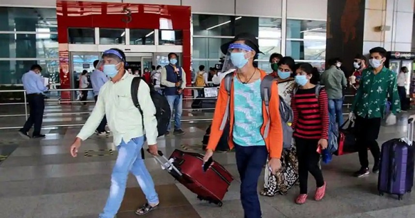 भारतीय नागरिकों को संयुक्त अरब अमीरात के माध्यम यात्रा पर लगाया गया प्रतिबंध