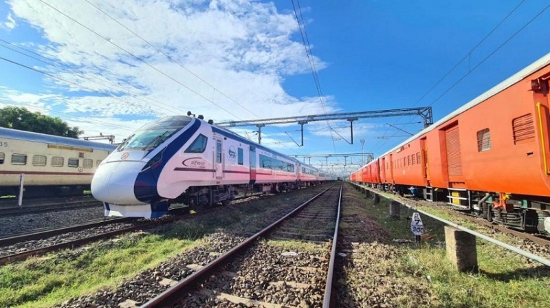 PM Modi to launch 10 New Vande Bharat Express Trains: A Boost to Rail Connectivity Across India