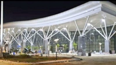 Nation's First AC Railway Terminal to Function Soon: Union Minister