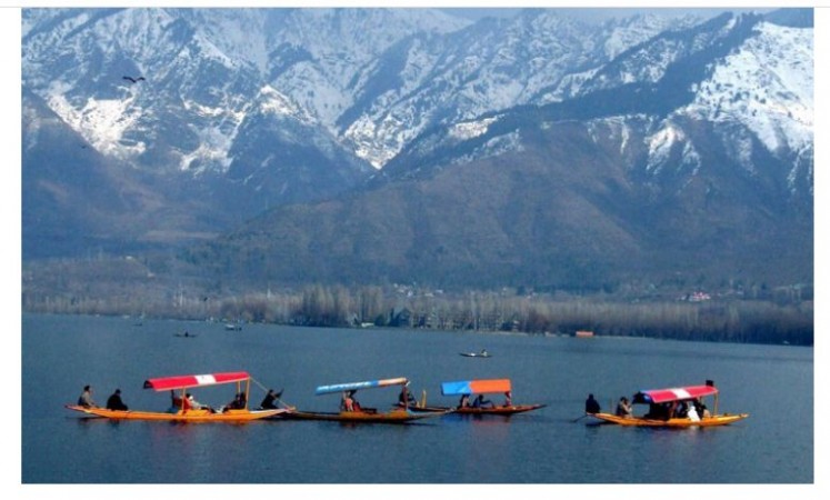 Maharashtra Makes Historic Move to Construct Tourist Facility in Kashmir