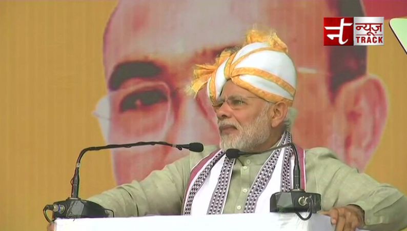 PM Modi lays foundation stones of 7 projects and inaugurates 4 in Manipur