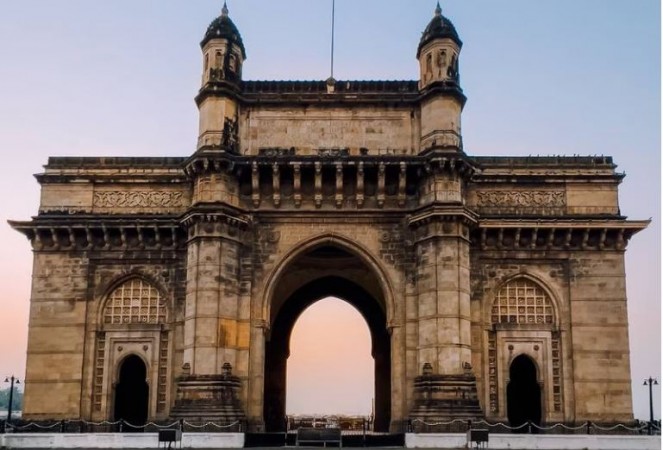The next Dior show to be hosted at Mumbai’s historical landmark, Gateway of India