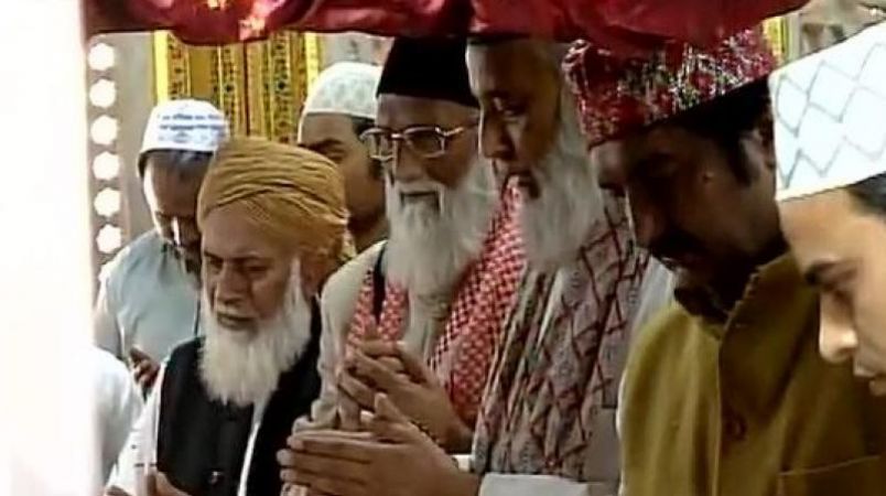 Missing Sufi clerics arrives India, will meet Sushma swaraj