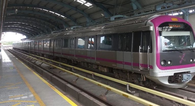 एटिगुप्पे मेट्रो स्टेशन पर दर्दनाक हादसा, सामने से आई ट्रेन के आगे कूदकर शख्स