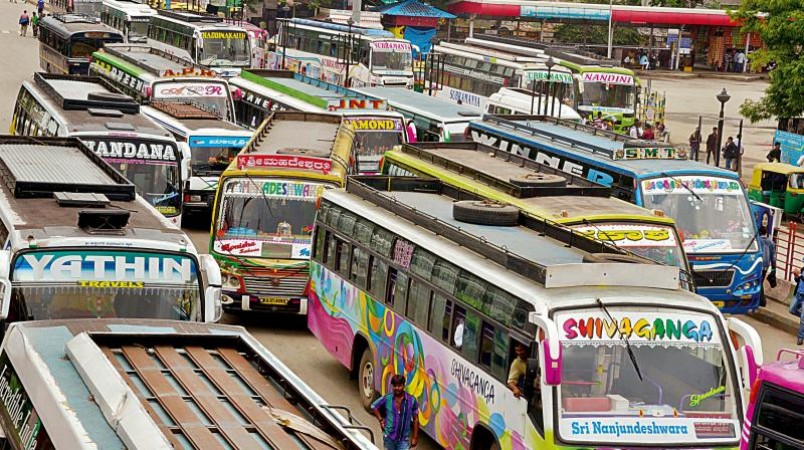 Kerala Private buses to go off roads indefinitely against hike in ticket fare