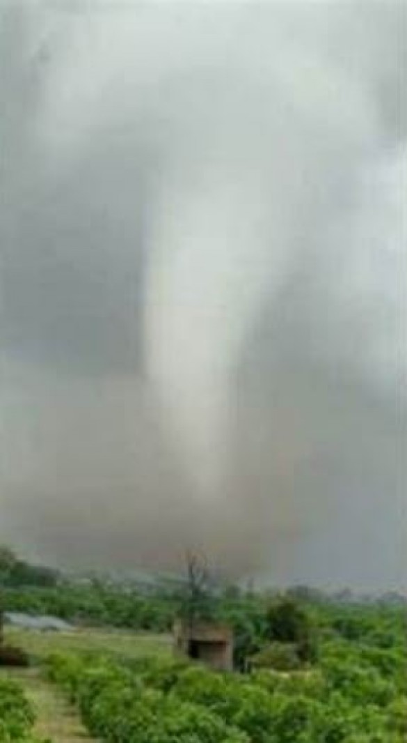 Tornado came near Bhilai Steel Plant, people were shocked after watching the video