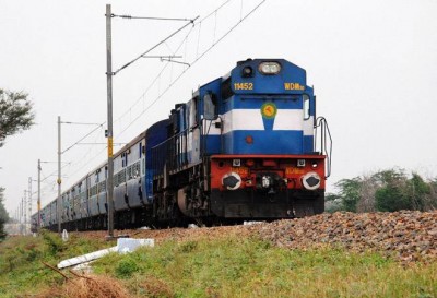 Railways: No charging of electronic devices on trains from 11 pm to 5 a.m.