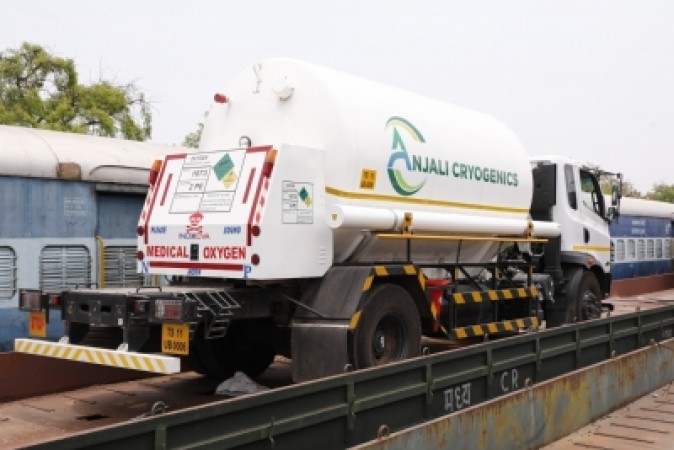 Telangana received its first Oxygen Express of liquid medical oxygen