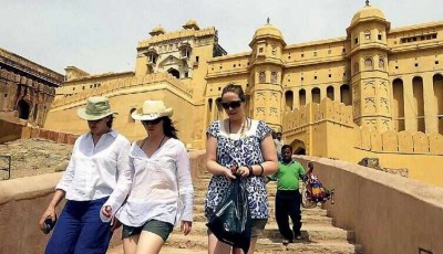 India records surge in tourist bookings for Saudi Arabia