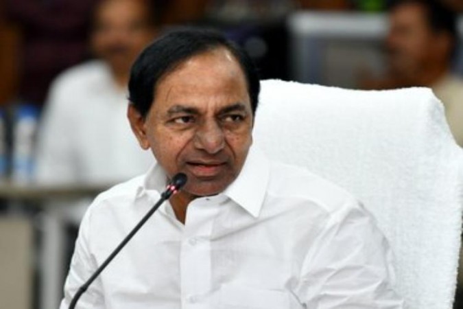 Telangana CM offers  these benefits to MBBS holders to join public service