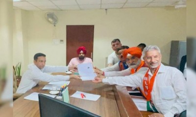 Taranjit Singh Sandhu Files Nomination Papers for Amritsar Lok Sabha Seat