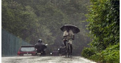 Intense Rains Hit Kerala, IMD Warns of Orange Alert in These Two Districts