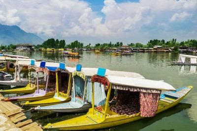In Covid 2nd wave J&K tourism sector is in great loss, govt announces Rs 3 crore relief package