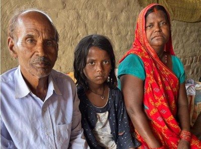 यूपी की गरीब लड़की लवली की मदद के लिए आगे आया अडानी समूह, उठाएगा चिकित्सा का पूरा खर्च