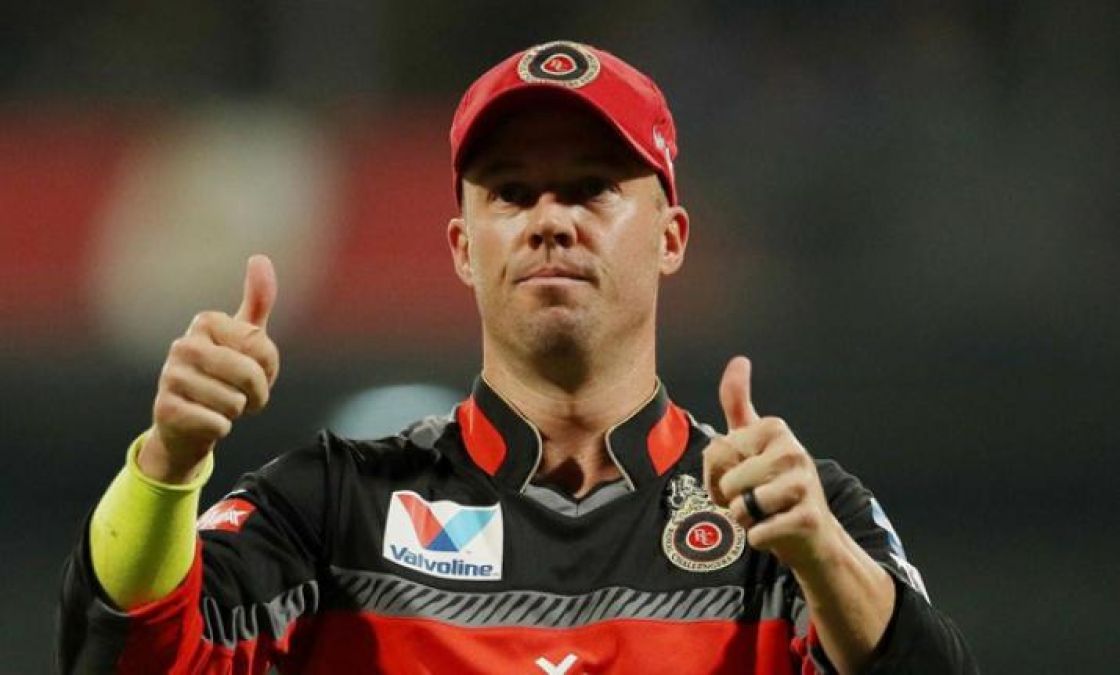 'I will come back to play 2023 World Cup if MS Dhoni is still around: AB de Villiers