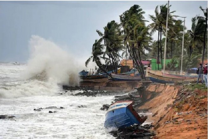 Cyclone Tauktae: 4 dead in Gujarat as severe cyclonic storm leaves trail of destruction