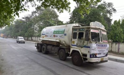 Oxygen tanker drivers: Govt agrees to priority vaccination demand