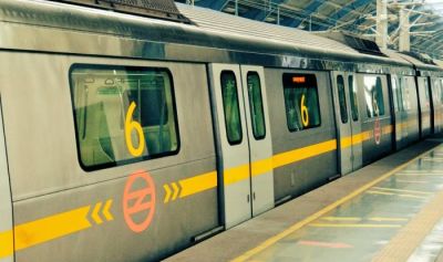 Technical glitches create an issue for Metro travellers
