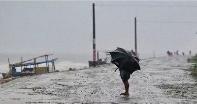 Cyclone Remal Hits Bengal: Widespread Flooding and Damage, More Rain Expected