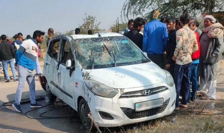 Yamuna Expressway car accident: UP CM condoles loss of lives