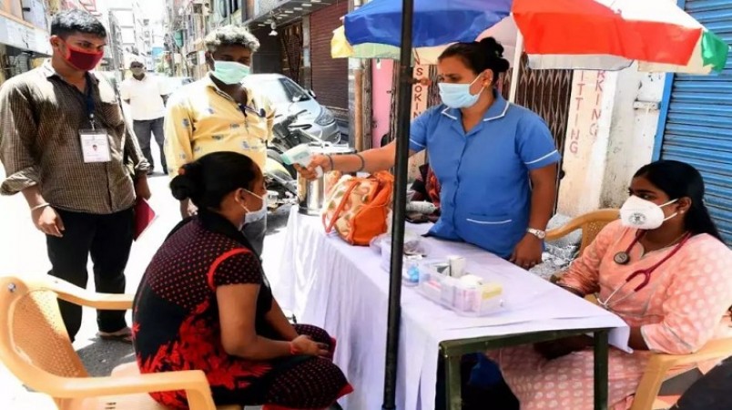Tamil Nadu: Health Minister launches Spl camps to curb seasonal fever