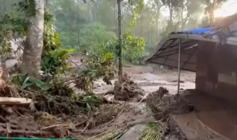 केरल में भारी बारिश और भूस्खलन से मची तबाही, एक की मौत, 5 दिनों के लिए अलर्ट जारी