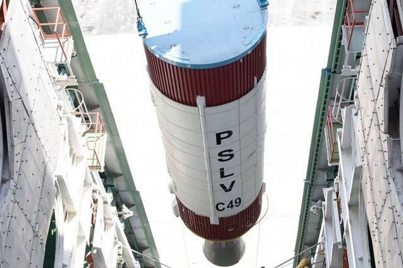 PSLV-C49 रॉकेट से रडार इमेजिंग सैटेलाइट की सफल लॉन्चिंग