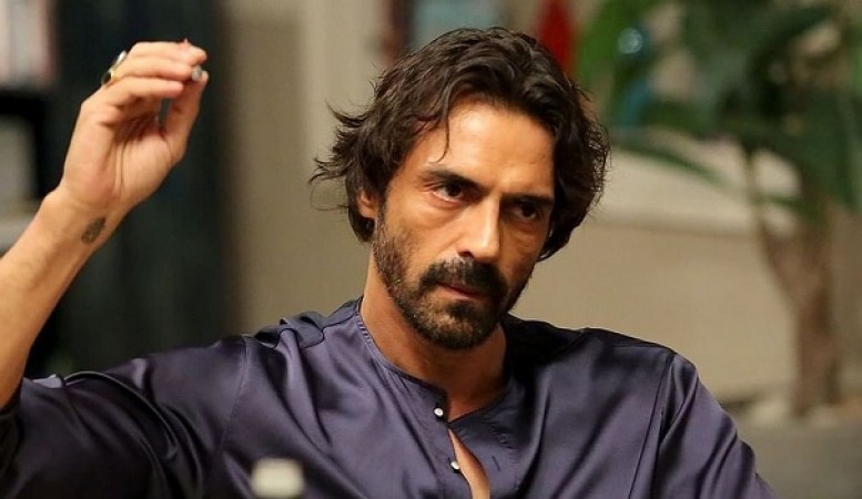 Actor Arjun Rampal reaches NCB office for drug case query