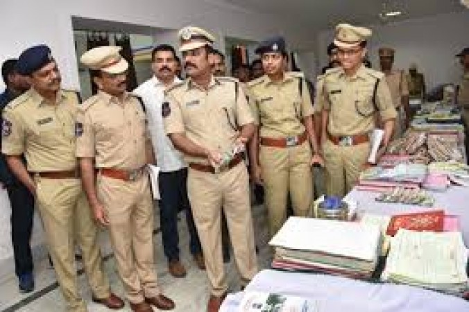 Ramagundam Commissionerate police attacked unauthorized financial institutions