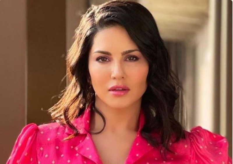 “Hate mail and death threats”,  Sunny Leone reveals she never thought to come in India