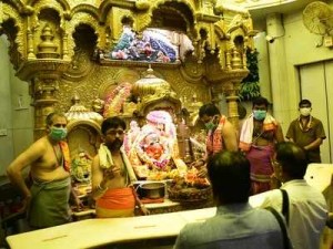 Renowned Siddhivinayak Temple to allow 1000 devotees each day