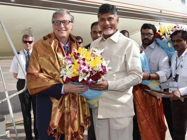 Bill Gates eulogizes Andhra for using modern tech to aid farmers