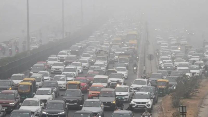 Delhi Orders 50% Work-from-Home as Air Quality Deteriorates