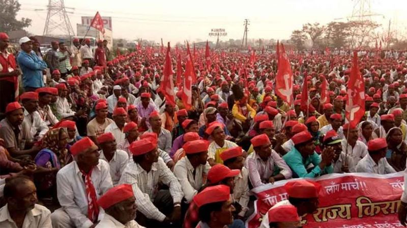 20,000 farmers marching to Mumbai demanding loan waiver, drought compensation