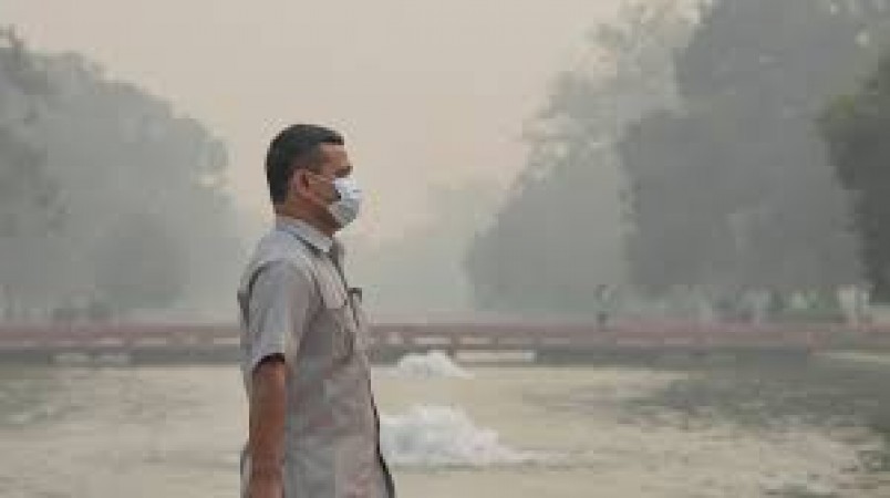जहरीली हवा से दिल्लीवासियों की सांस मुश्किल में, वायु गुणवत्ता फिर गंभीर श्रेणी में, जानिए AQI