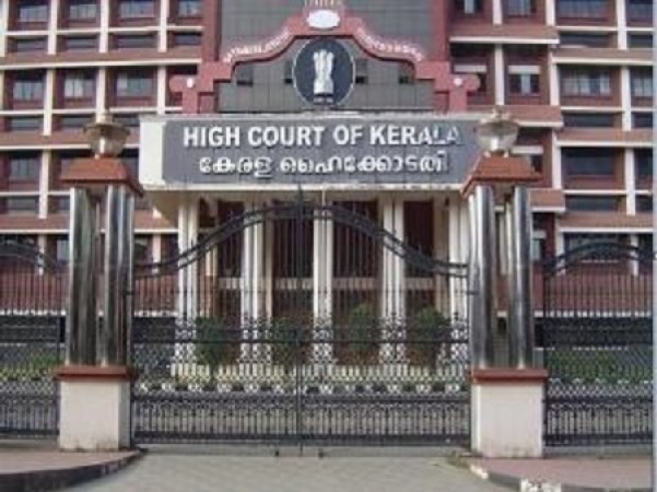 Kerala police act amendment, K Surendran to approach HC
