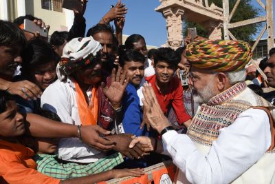 Grateful for negative campaigning throw mudslinging as lotus blossom in the mud: PM Modi in Gujarat poll rally