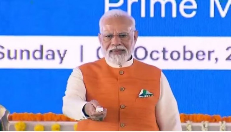 PM Modi Unveils Development Projects Worth Over Rs 13,500 Crore in Telangana, Announces New Tribal University and Turmeric Board