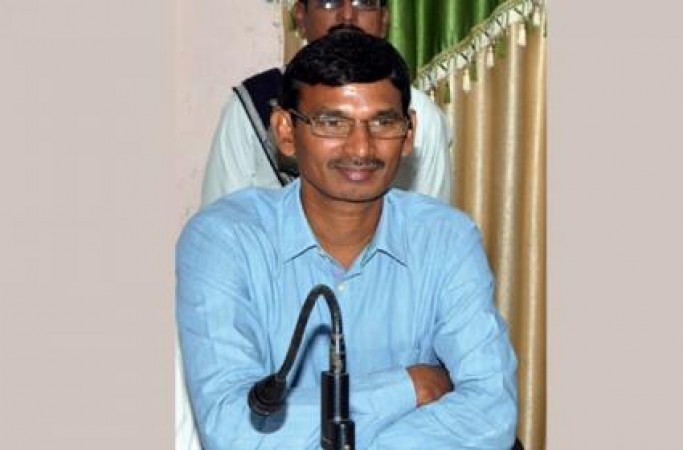 Kurnool: Treat hostel students as your own children: Collector Koteshwar Rao