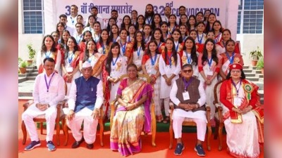 Udaipur Convocation: President Murmu Urges Students to Balance Ambition with Social Responsibility