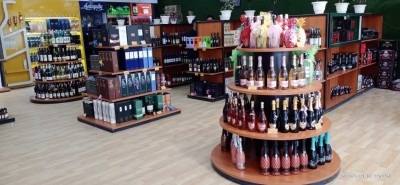 शराब दुकान के लाइसेंस शुल्क में वृद्धि पर विचार कर रही तेलंगाना सरकार