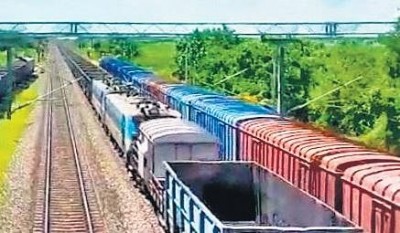 Operation of a train ('Trishul') from Vijayawada to Duvvada with 176 wagons