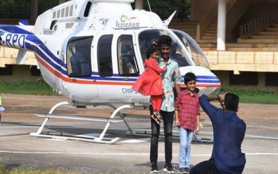 विजयवाड़ा दशहरा उत्सव में हेलीकाप्टर की सवारी का लें आनंद