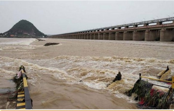 Krishnamma, who has broken the bundles, flooded projects due to heavy rains